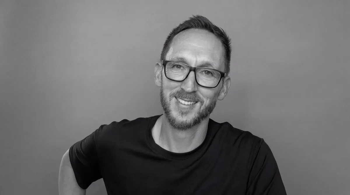 Jarrah Robertson - Founder & Chief Strategist at 44Degrees